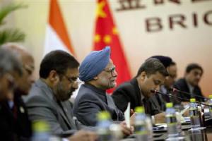 China, India meet in sidline of BRICS summit