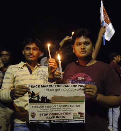 Anna wave sweeps across India 10 Peace march