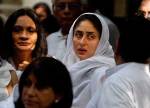 Kareena at funeral
