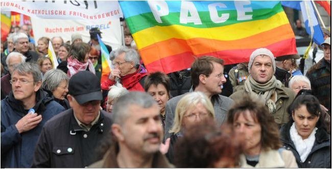 Anti war protests in Germany 01