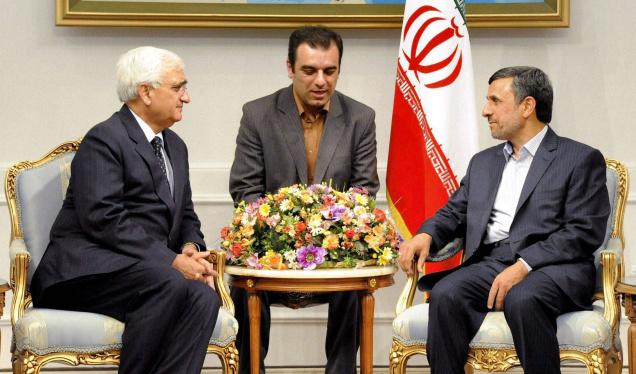 మే తేదీన ఇరాన్ అధ్యక్షుడు అహ్మది నెజాద్తో సల్మాన్ ఖుర్షీద్ సమావేశం -ది హిందు