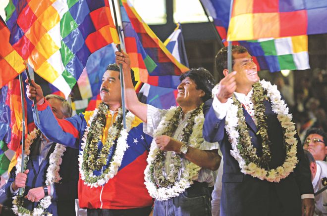 UNASUR సమావేశాల సందర్భంగా వెనిజులా (మదురో), బొలీవియా (మొరేల్స్), కొరియా (ఈక్వడార్) దేశాల అధ్యక్షులు