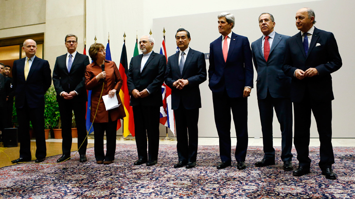 Foreign ministers at Geneva after agreement