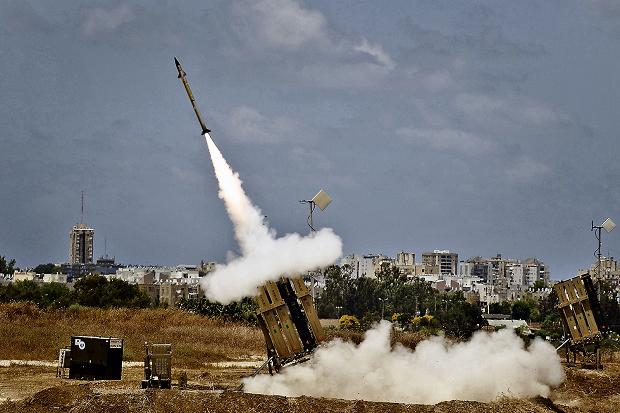 Israel missile from Irone Dome